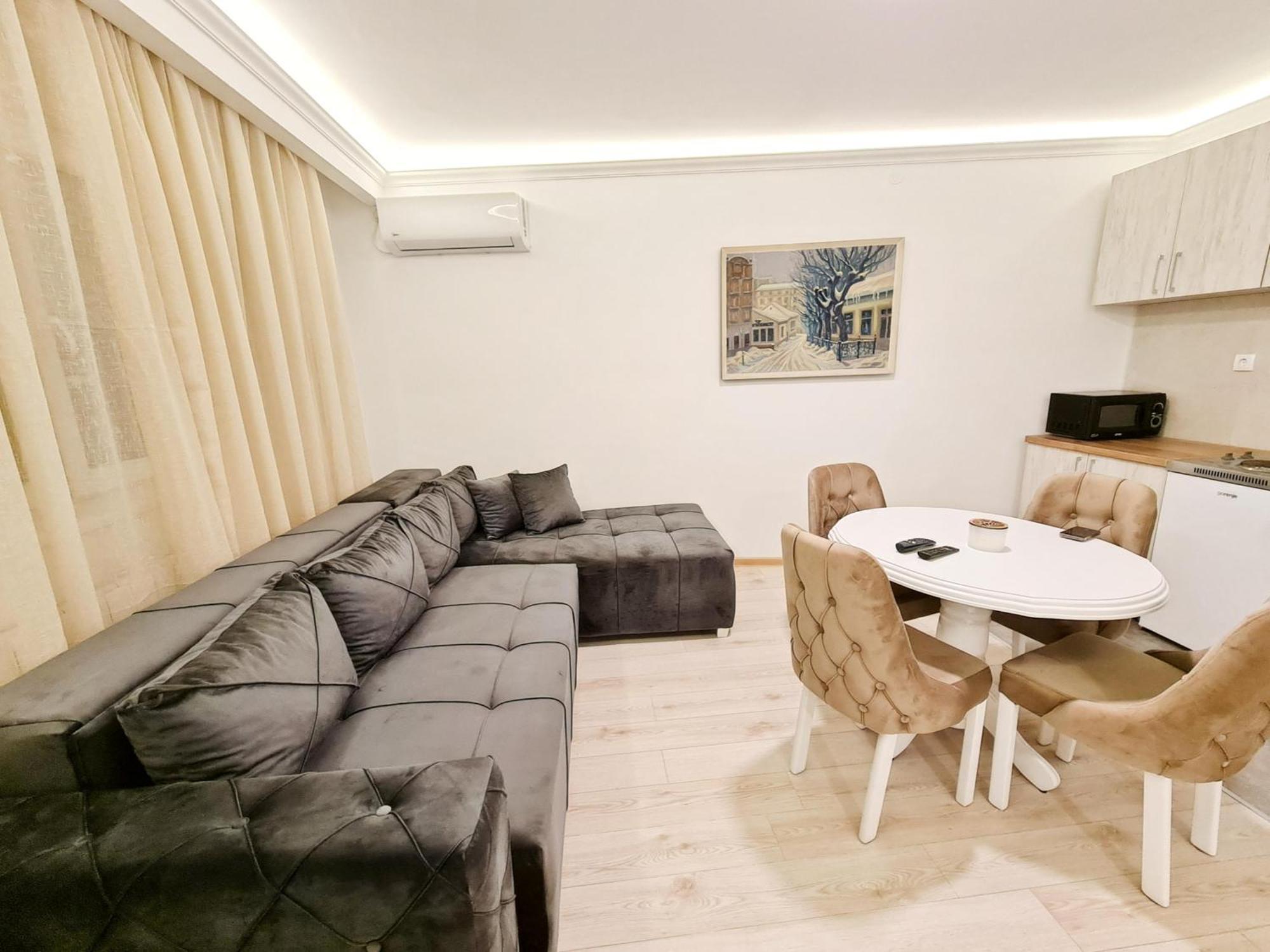 Modern Central Apartments Renovated Beograd Ngoại thất bức ảnh